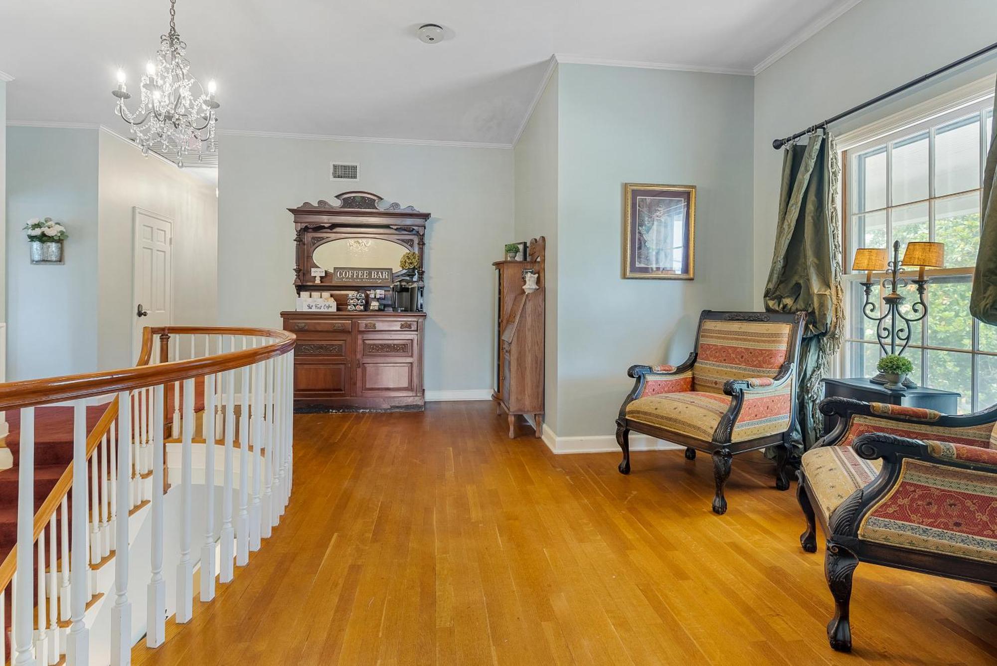 Beland Mansion-Blue Jay Suite! Форт-Смит Экстерьер фото